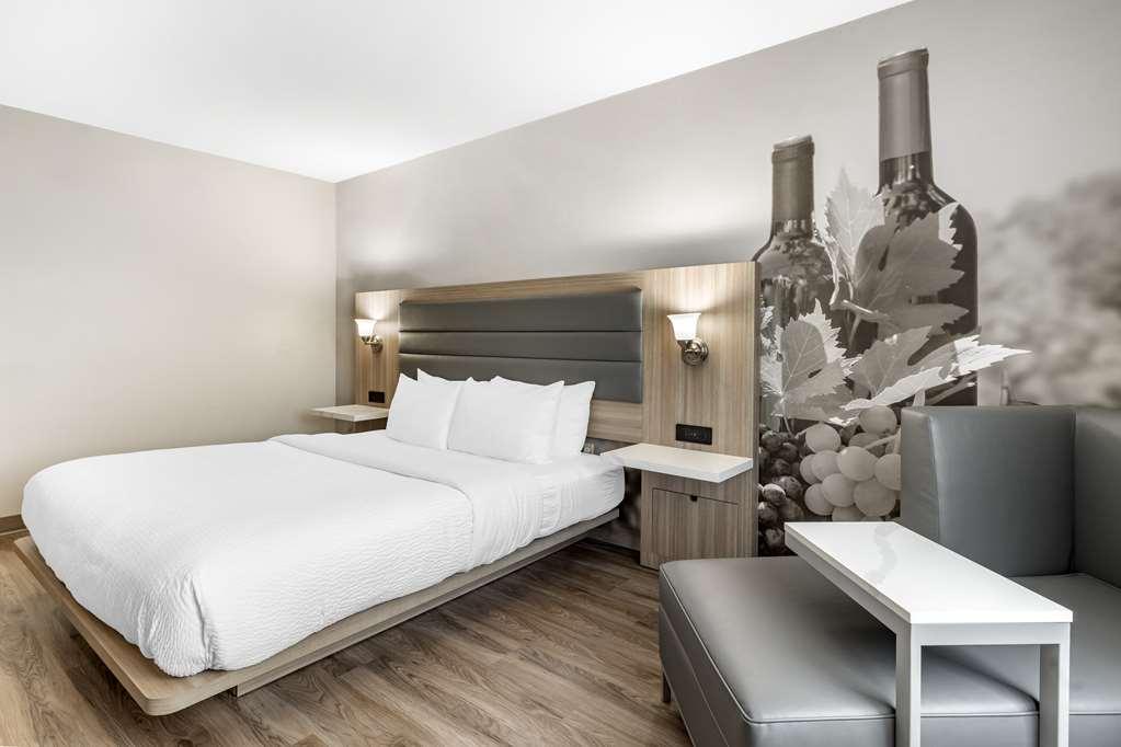 Best Western Plus Vineyard Inn Livermore Room photo