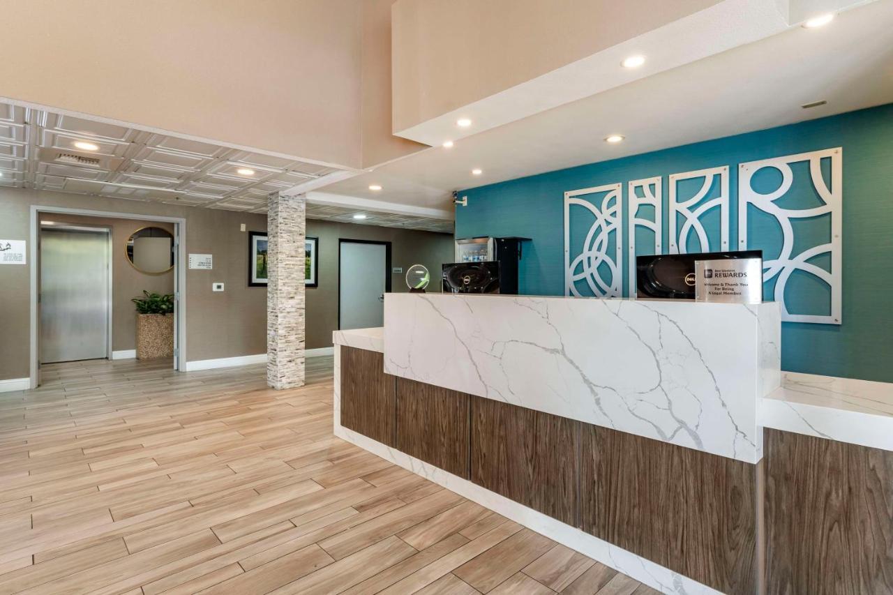 Best Western Plus Vineyard Inn Livermore Exterior photo