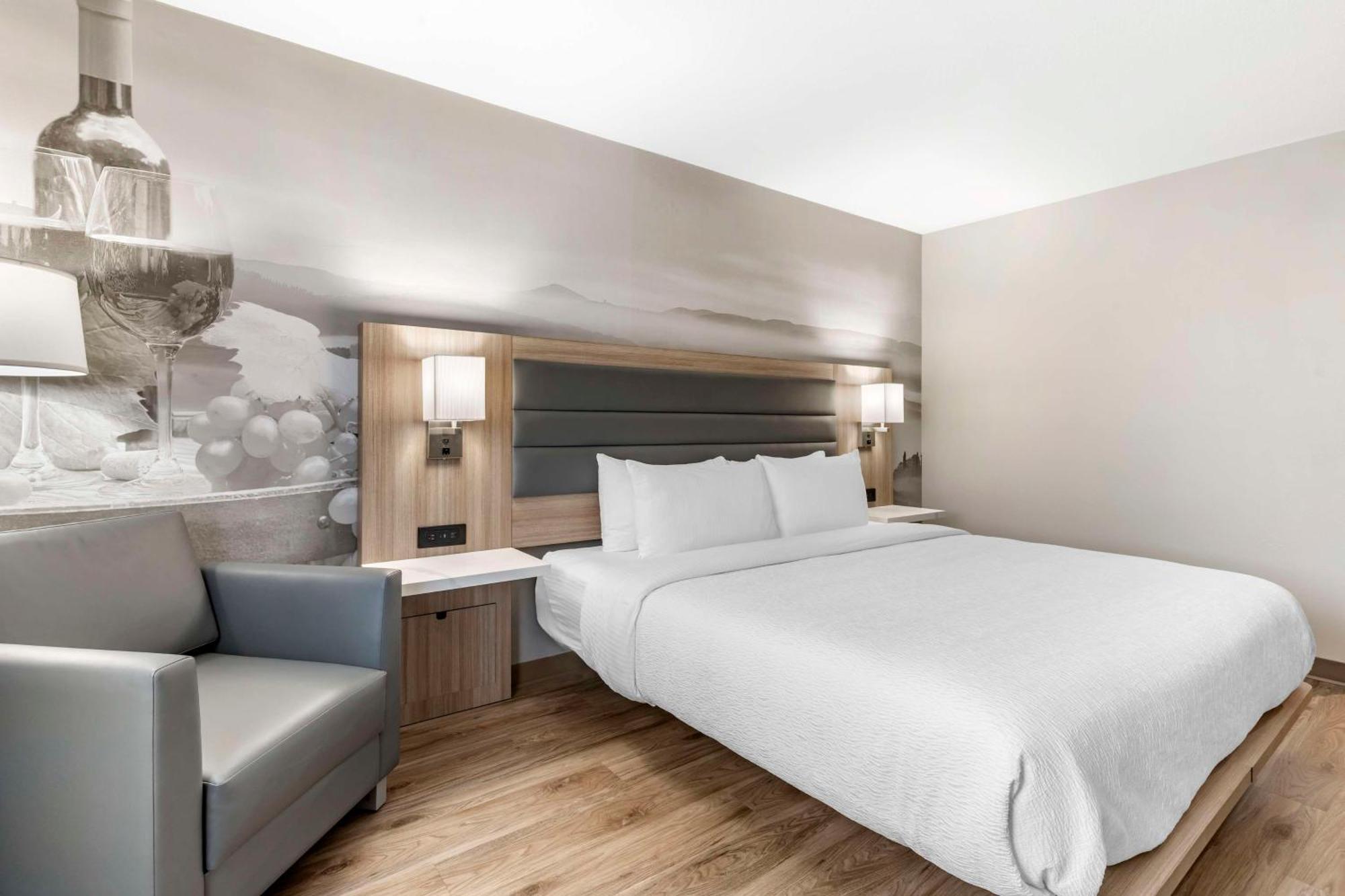 Best Western Plus Vineyard Inn Livermore Exterior photo