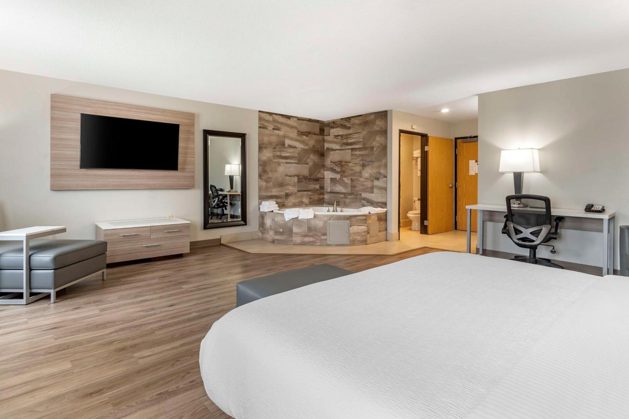 Best Western Plus Vineyard Inn Livermore Exterior photo