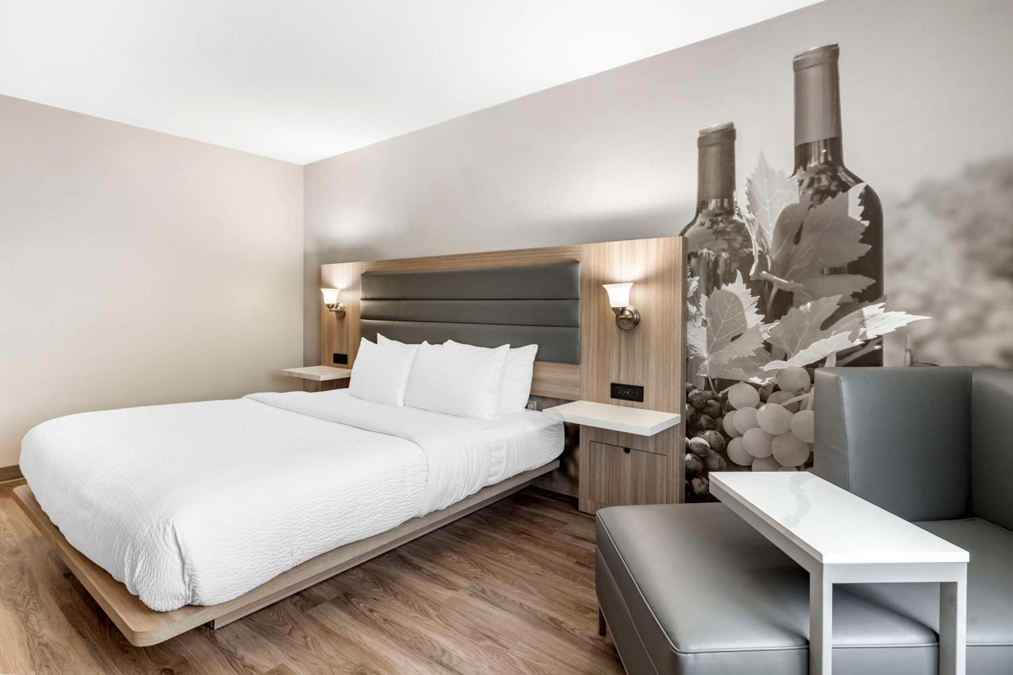 Best Western Plus Vineyard Inn Livermore Exterior photo